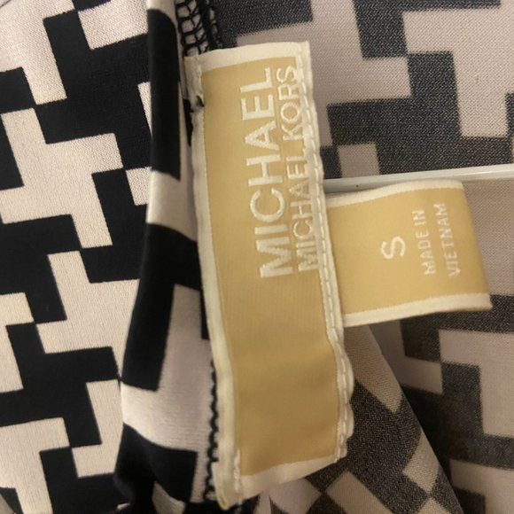Michael Kors super comfy dress small - Picture 3 of 4